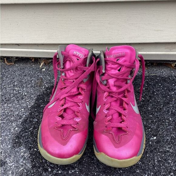~Nike Zoom HyperQuickness Pink Gray Basketball Shoes Women’s Size 7 kids 6y - Picture 2 of 6